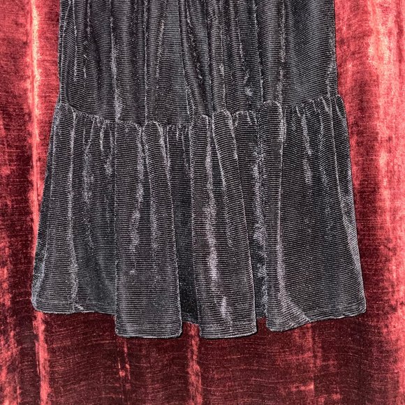 π Bundle Deal: 4 for $20! π Babydoll stretch velvet dress M - Picture 4 of 12